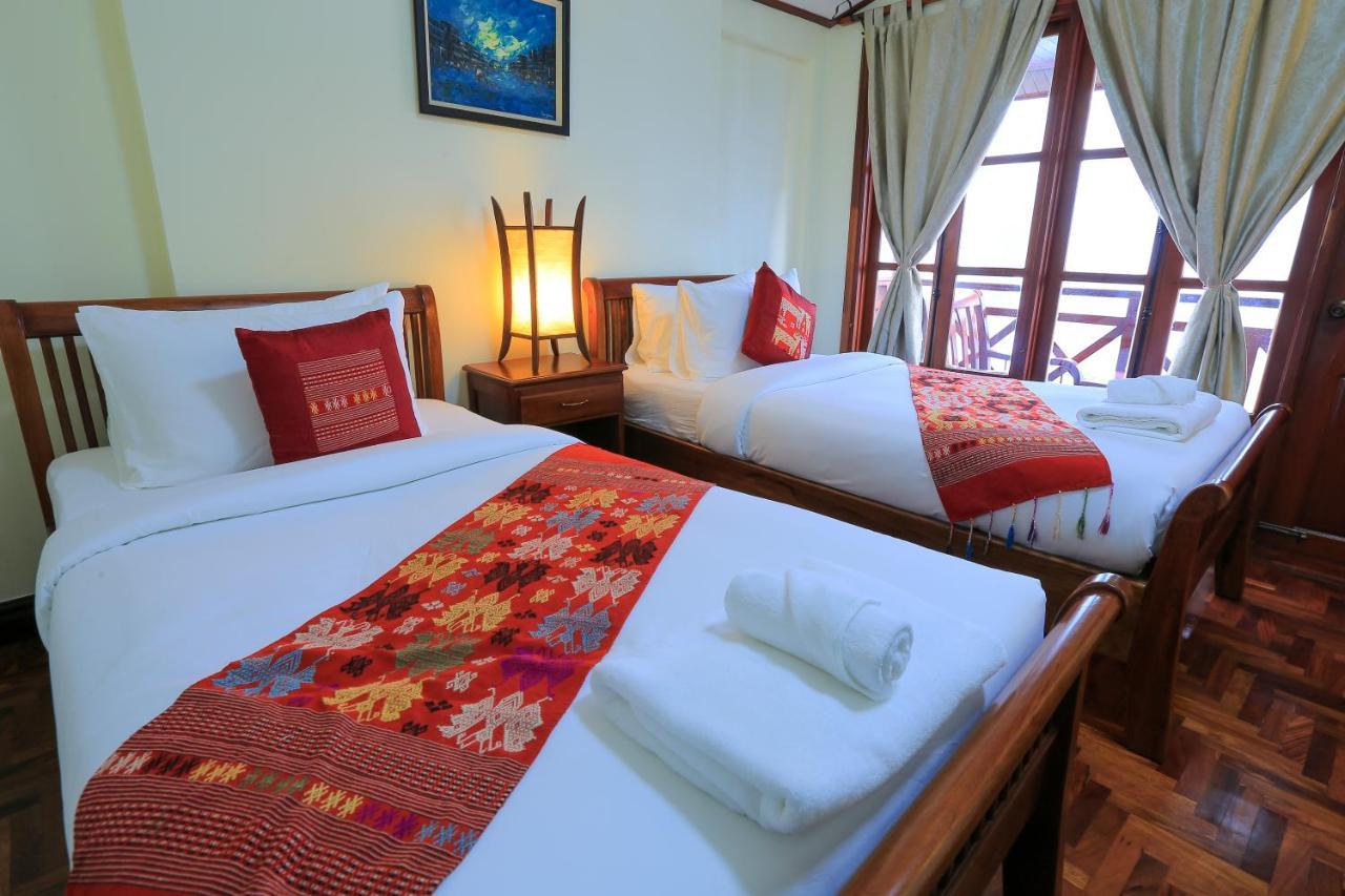 Phongsavath Boutique Hotel Vientiane Bagian luar foto