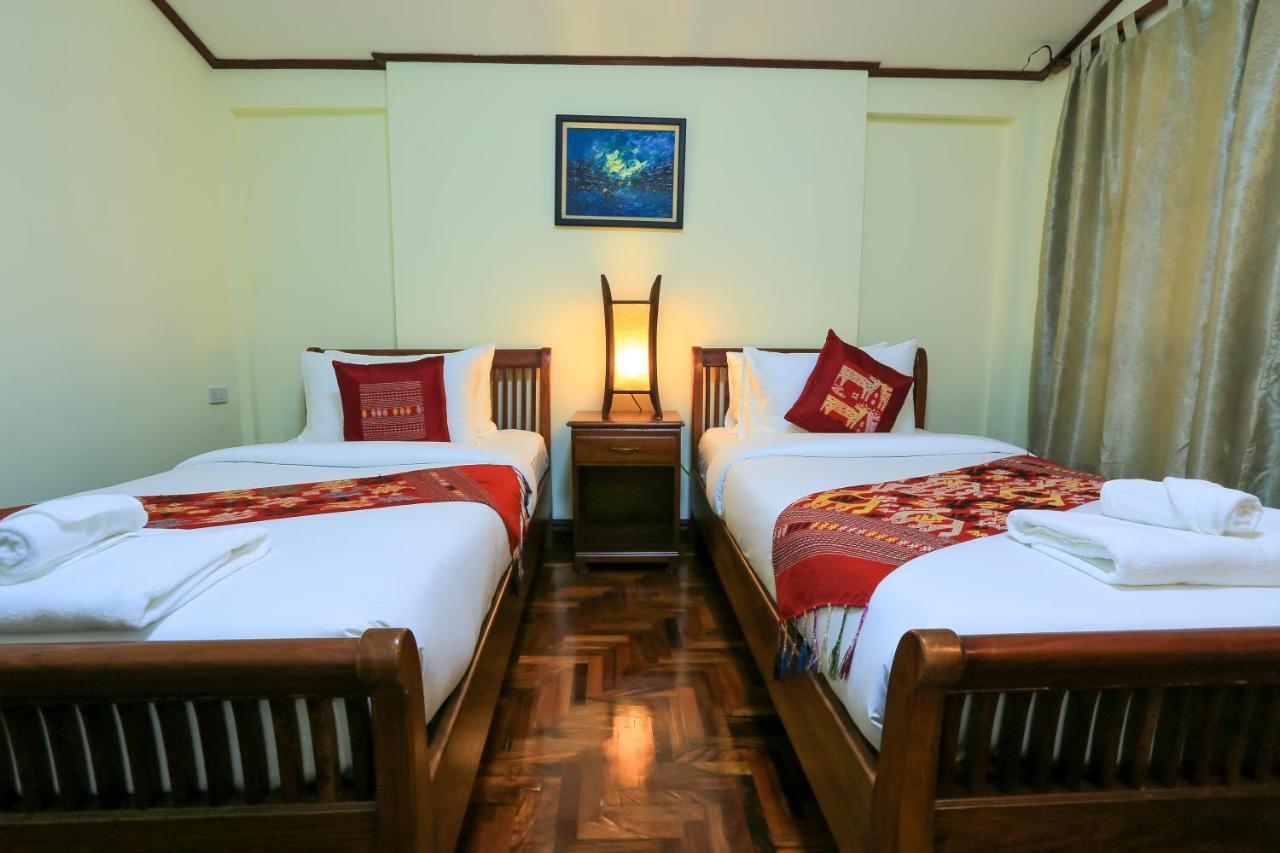 Phongsavath Boutique Hotel Vientiane Bagian luar foto
