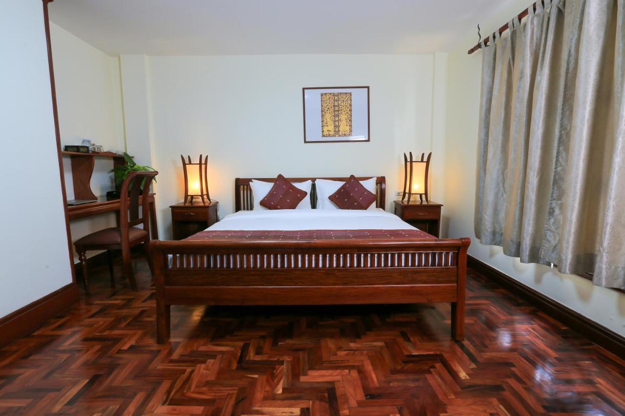 Phongsavath Boutique Hotel Vientiane Bagian luar foto
