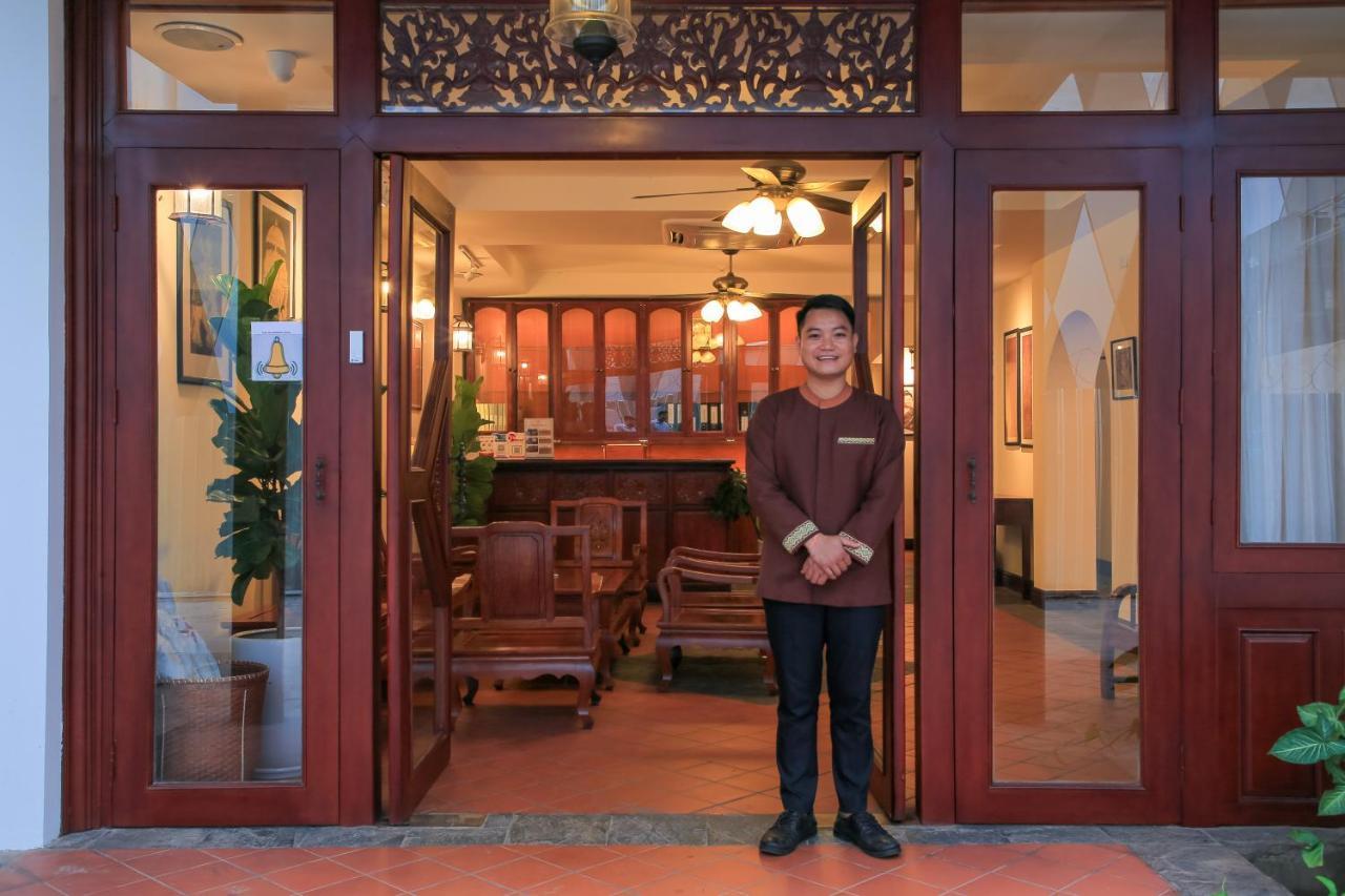 Phongsavath Boutique Hotel Vientiane Bagian luar foto